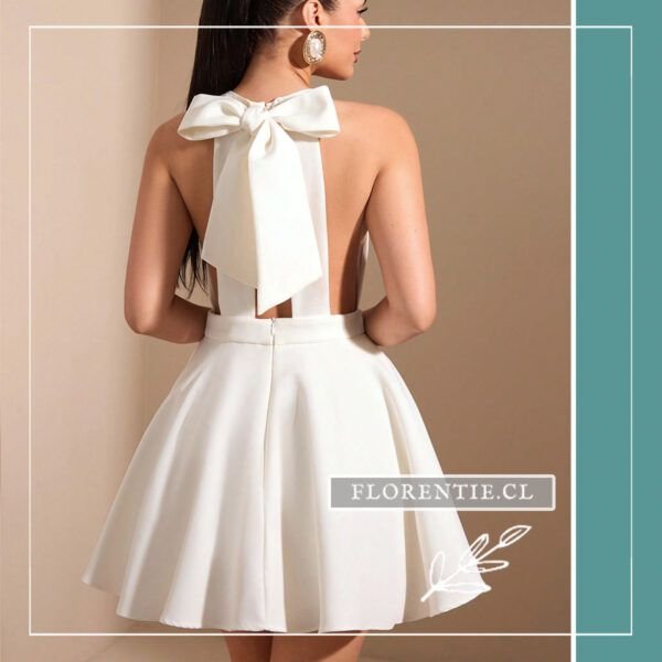 Espalda vestido blanco corto juvenil