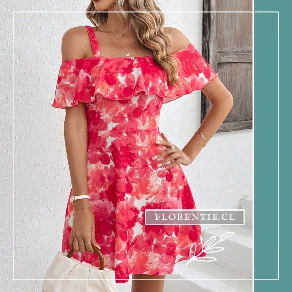 Vestido blanco con flores rojas y rosadas