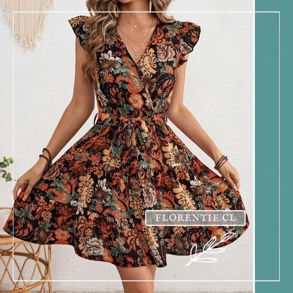 Vestido corto negro con flores