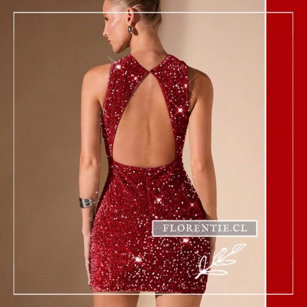 Espalda vestido rojo lentejuelas corto