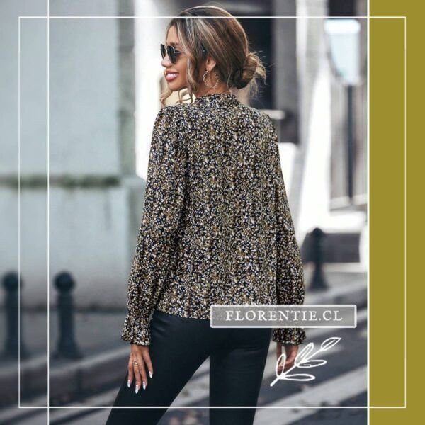Espalda blusa flores pequeñas mujer