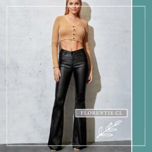 Pantalón ecocuero negro