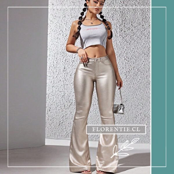 Pantalón ecocuero plateado