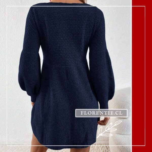 Espalda vestido de lana azul
