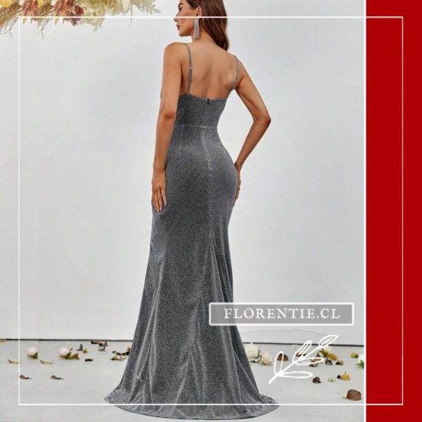 Espalda vestido gris plata largo