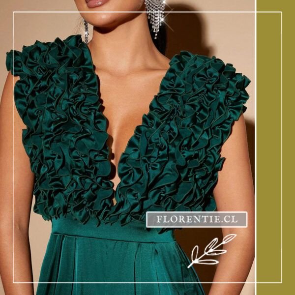 Detalle pecho enterito satin