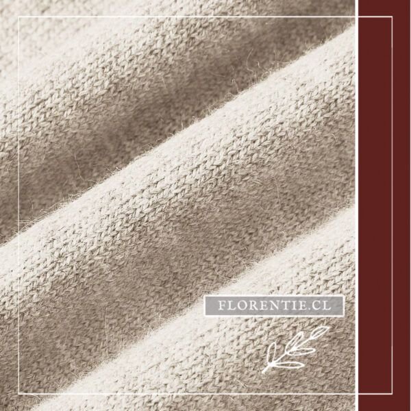 Detalle tejido cardigan ajustado