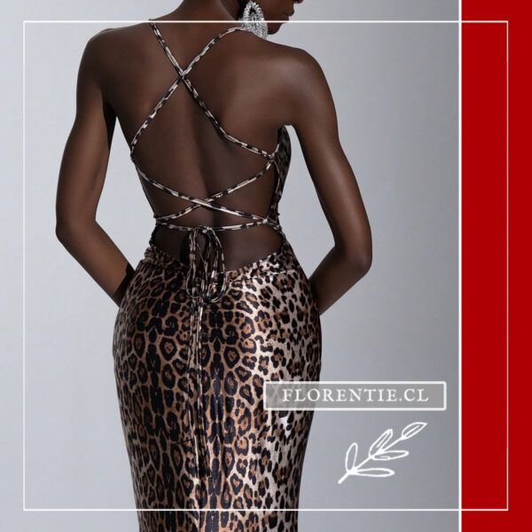 Detalle espalda vestido graduacion leopardo Jane