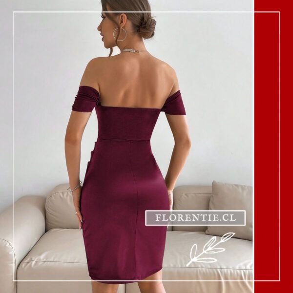 Espalda vestido corto burdeos