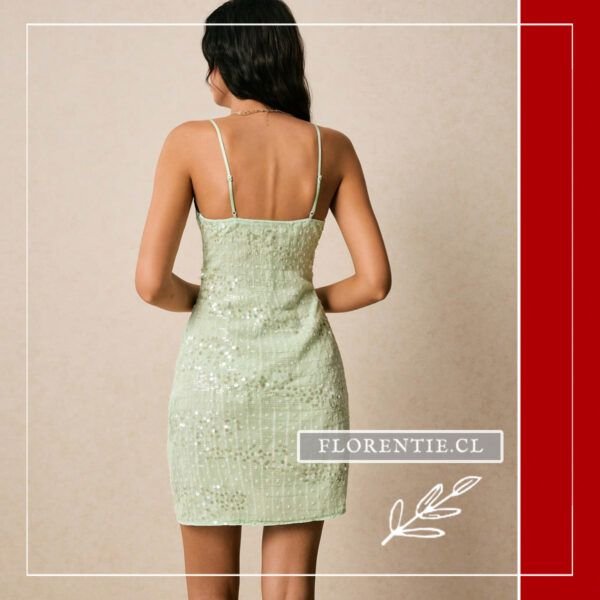 Espalda vestido corto verde claro