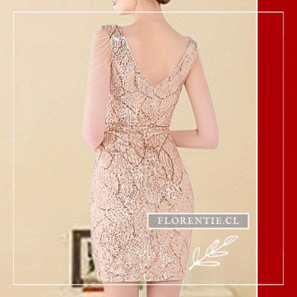 Espalda vestido dorado corto