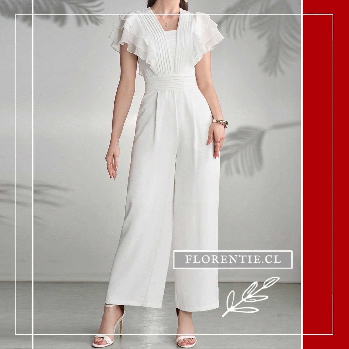 Vista frontal completa del enterito blanco con mangas mariposa y fajín drapeado ideal para novias de civil.