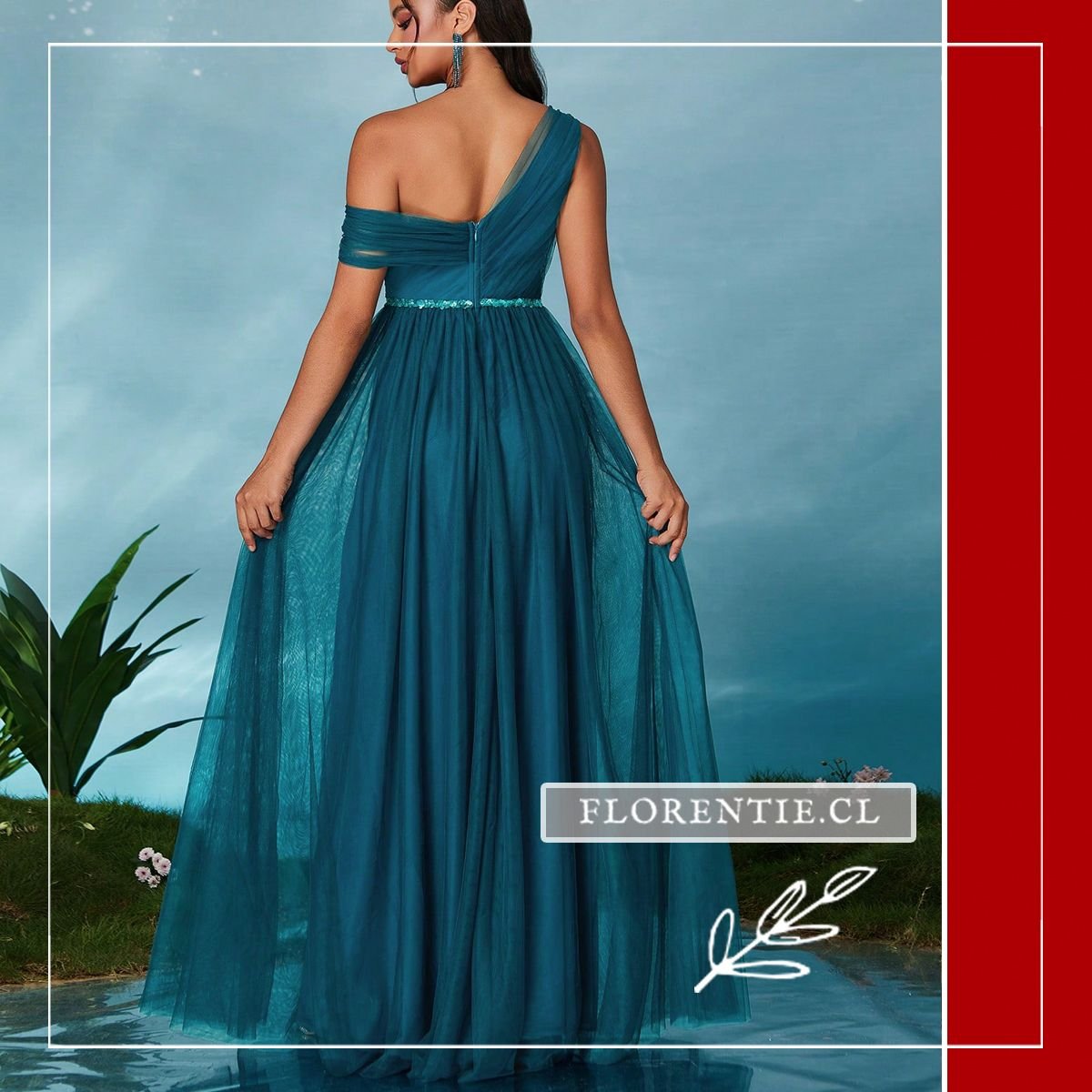 Vista trasera mostrando el cierre invisible y la continuidad del tirante asimétrico en el tono verde petróleo.