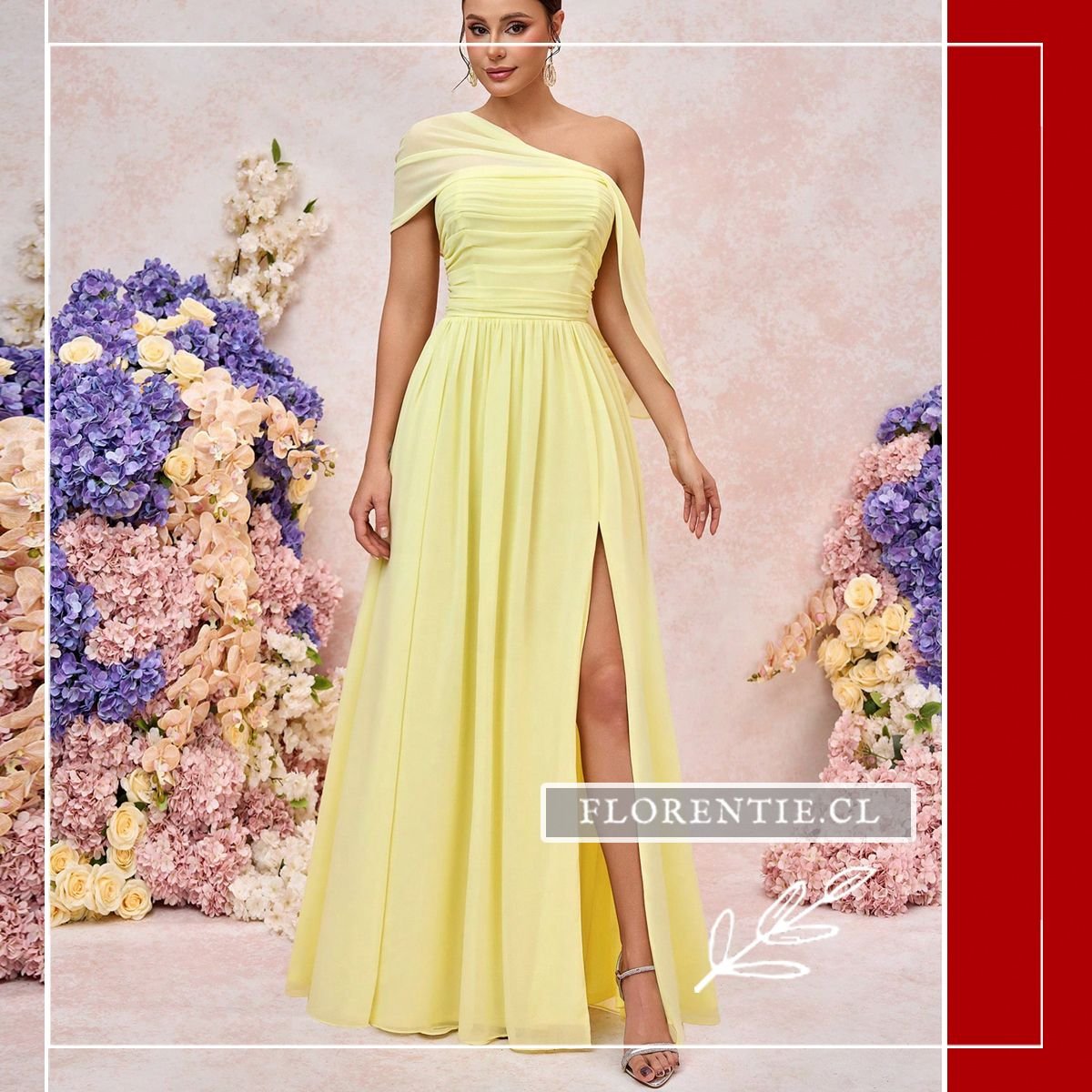 Modelo posando de frente con vestido asimétrico color amarillo suave y cuerpo drapeado.