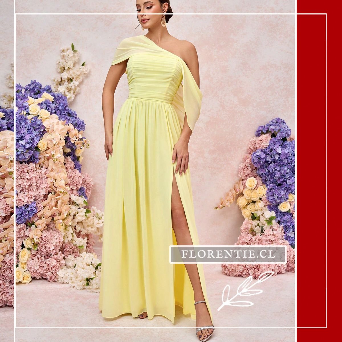 Vista frontal completa mostrando la abertura en la pierna del vestido amarillo pastel de gasa.